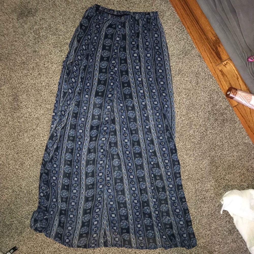 Hollister maxi skirt